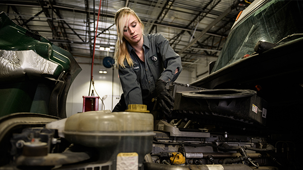 Maintenance_Engine_Truck_Shop_600x338.jpg